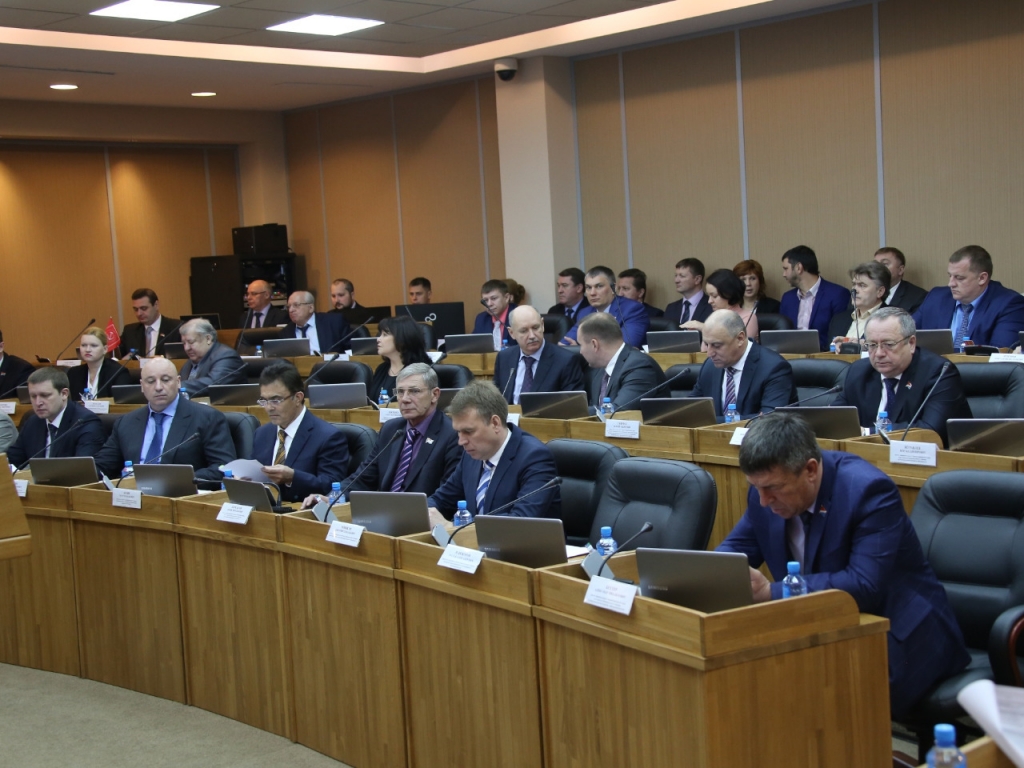 Заседание Законодательного собрания Приморского края Александр Маслянко, пресс-служба ЗС ПК
