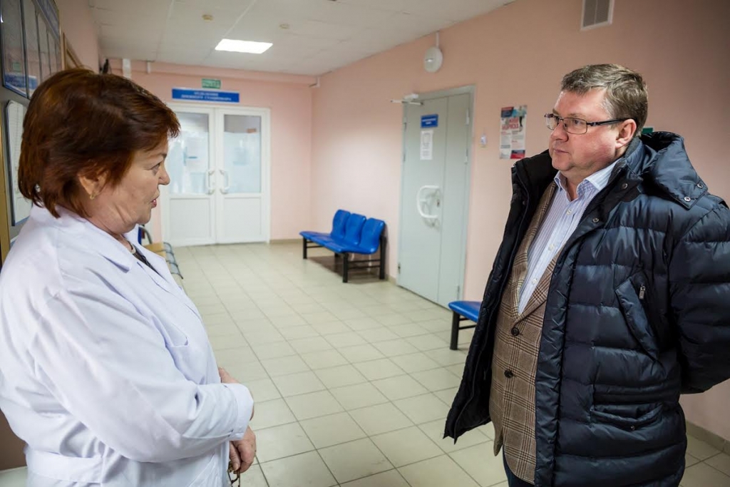 Георгий Карлов в больнице Шахтерска Предоставлено депутатом