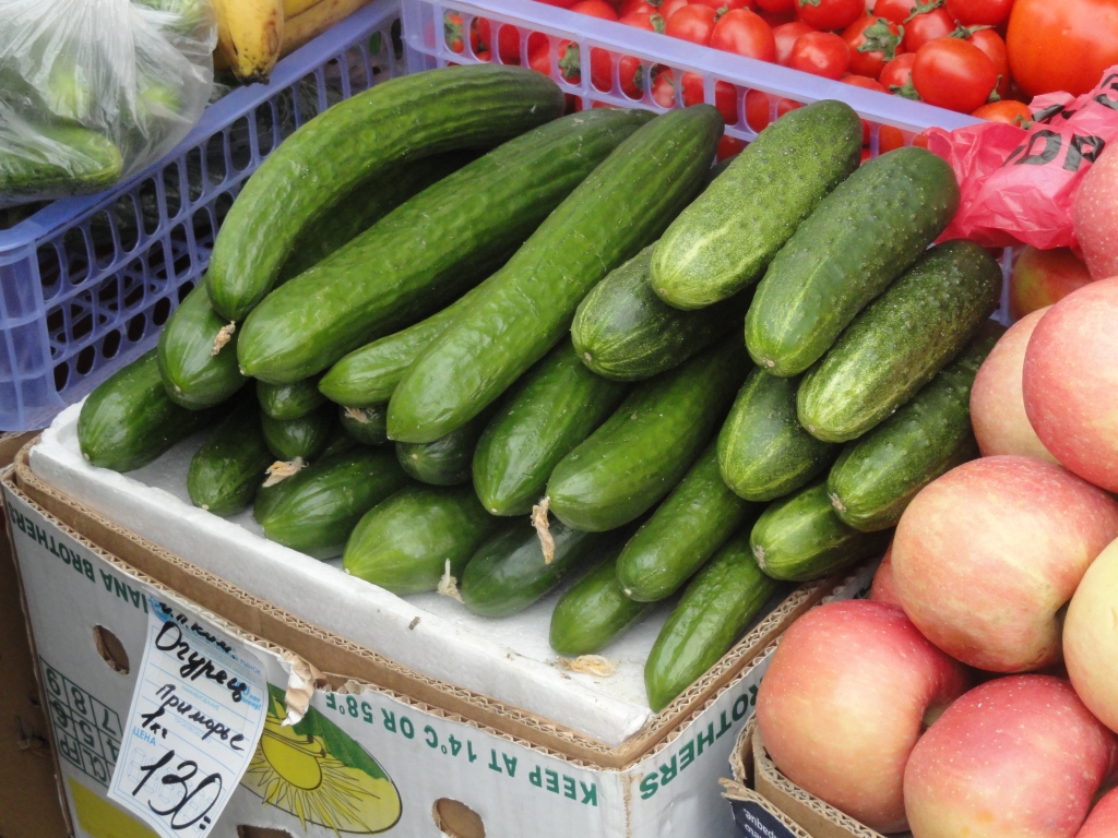 "Инновационные" российско-японские огурцы стремительно падают в цене в сетях Хабаровска