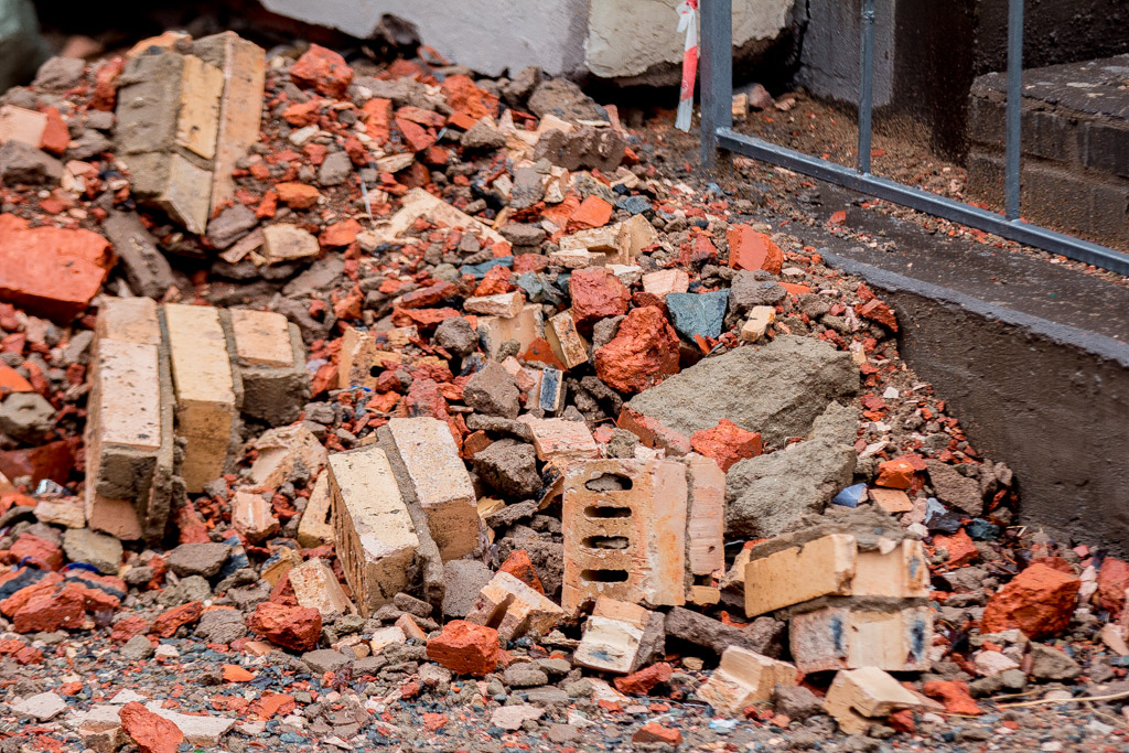 Все что осталось от стены