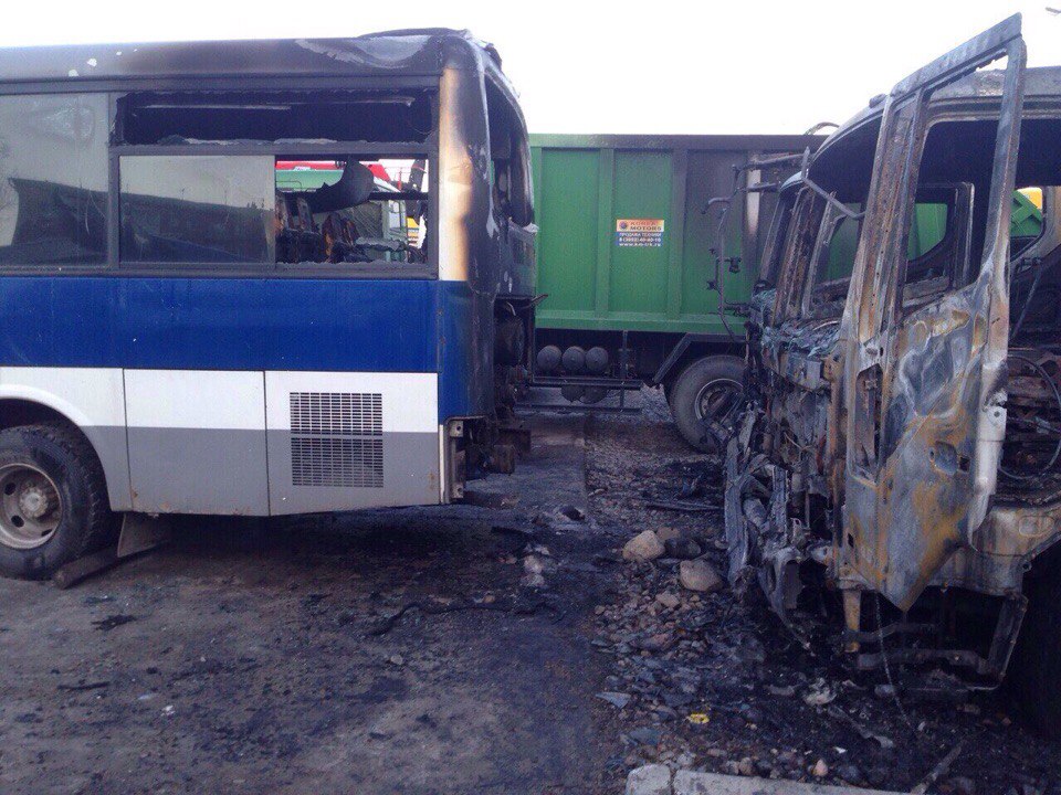 Пожар на парковке