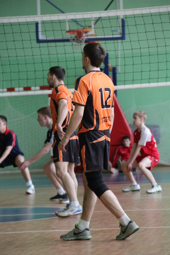 Городской турнир по волейболу