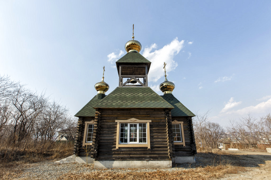 Церковь, построенная в границах КП "Изумрудный город" 