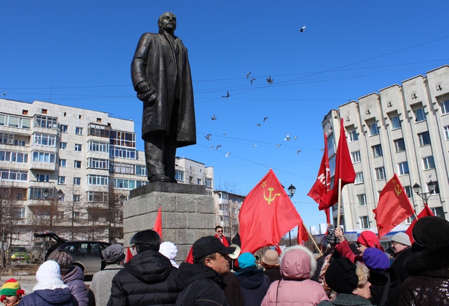 Памятник Владимиру Ленину