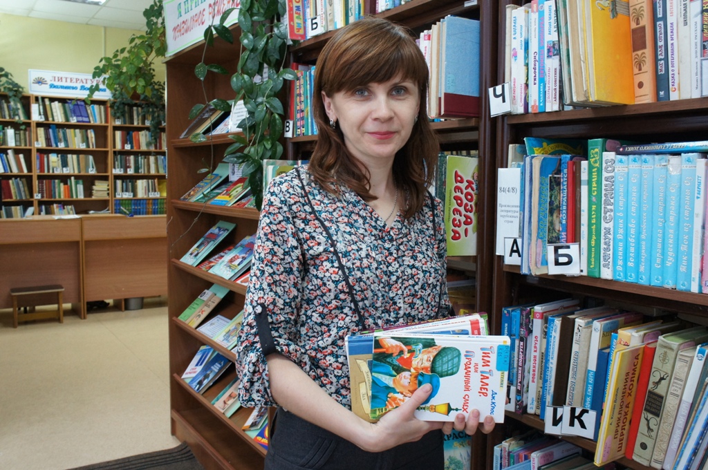 ТОП-5 популярных детских книг от Елены Гаврилюк: проданный смех, 33 несчастья и кот да Винчи ИА ЕАОMedia