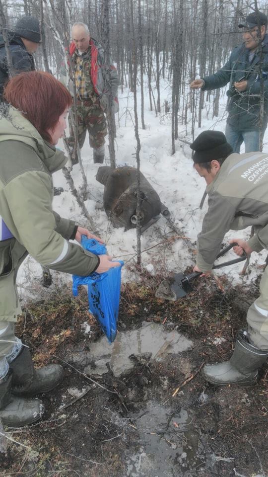 Первые фрагменты второй ступени ракеты-носителя "Союз "2.1а" обнаружили в Якутии