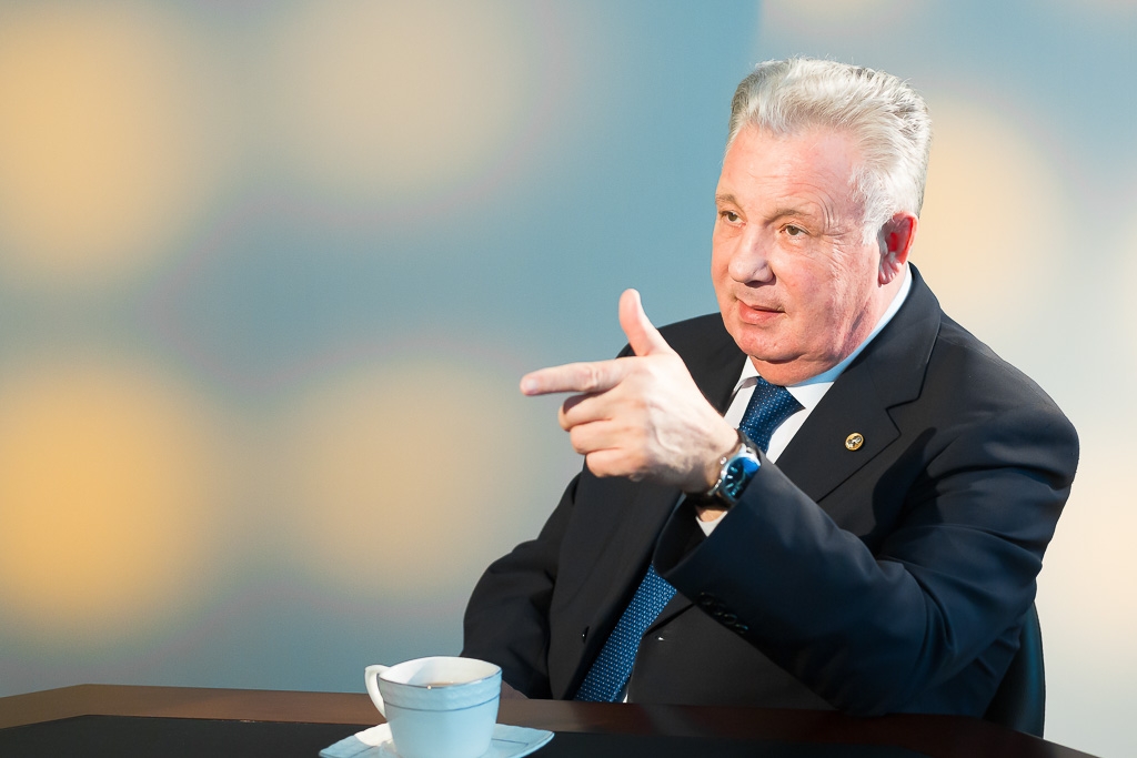 Виктор Ишаев AmurMedia