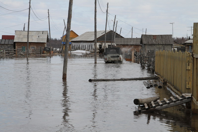 Паводок в поселке Чагда Кобяйского улуса Якутии не представляет угрозы жителям
