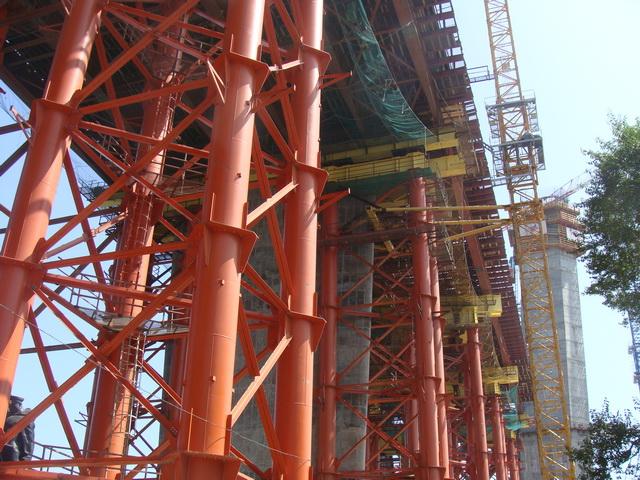 Мост через бухту Золотой Рог во Владивостоке Юрий Евдан