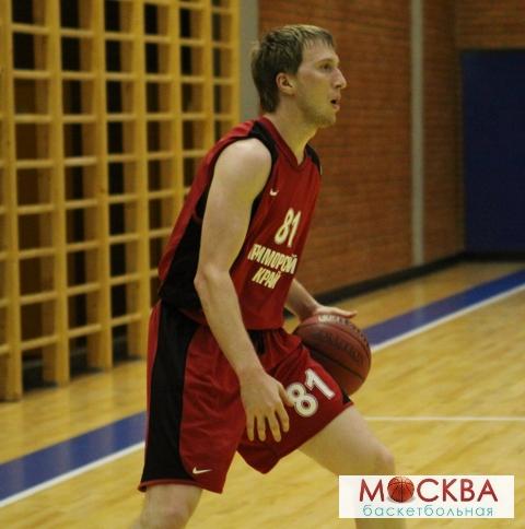 Эдуард Сандлнр - лучший игрок Кубка России http://www.moscow-basket.ru/galleries/slideshow/16453.2f67616c6c65726965732f6c6973742f.htm