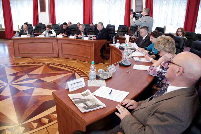 Кандидатов в депутаты парламента ЕАО обяжут выступать в теледебатах Пресс-служба Законодательного Собрания ЕАО