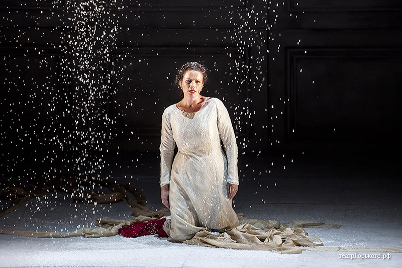 Спектакль "Анна Каренина