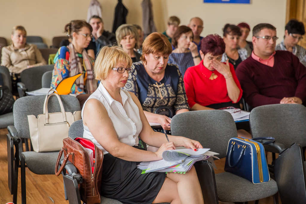 Генеральный директор предприятия Алена Григорьева и представители профсоюза встретились с директорами семи филиалов Примтеплоэнерго