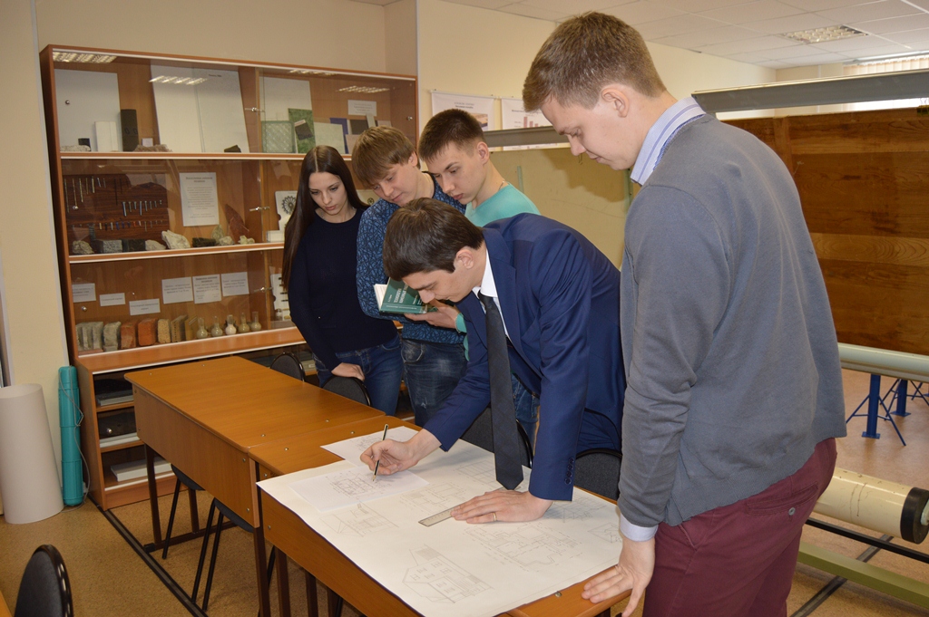 Учебное занятие по архитектуре