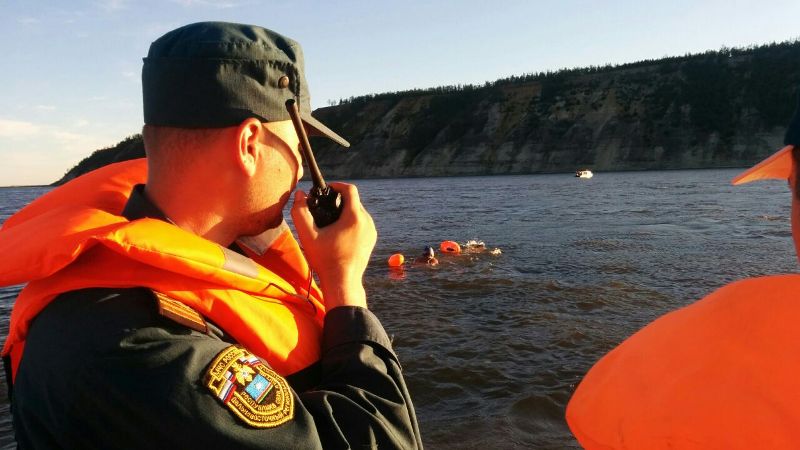 Заплыв на реке Лене  пресс-служба МЧС по РС (Я)