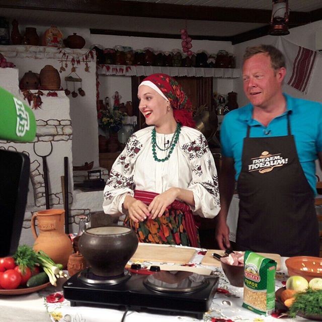 Съемки длились в атаманском трактире "Цибулька" с семи до одиннадцати вечера