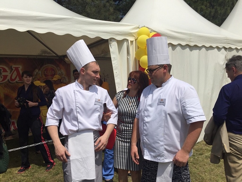 Кубанская окрошка в тонну весом может войти в книгу рекордов Гиннесса Пресс-служба администрации Краснодарского края