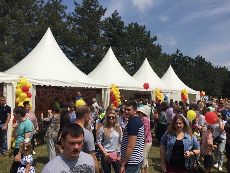 Такой праздник всегда собирает много зрителей