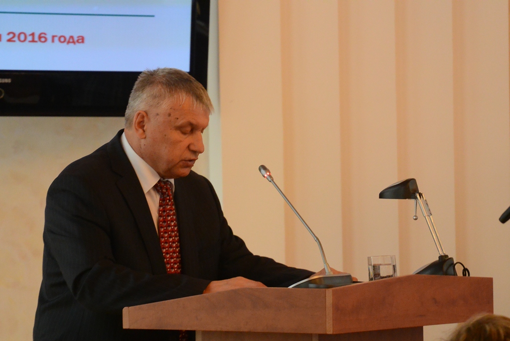 Сергей Воропаев: закон о бюджете корректировали восемь раз