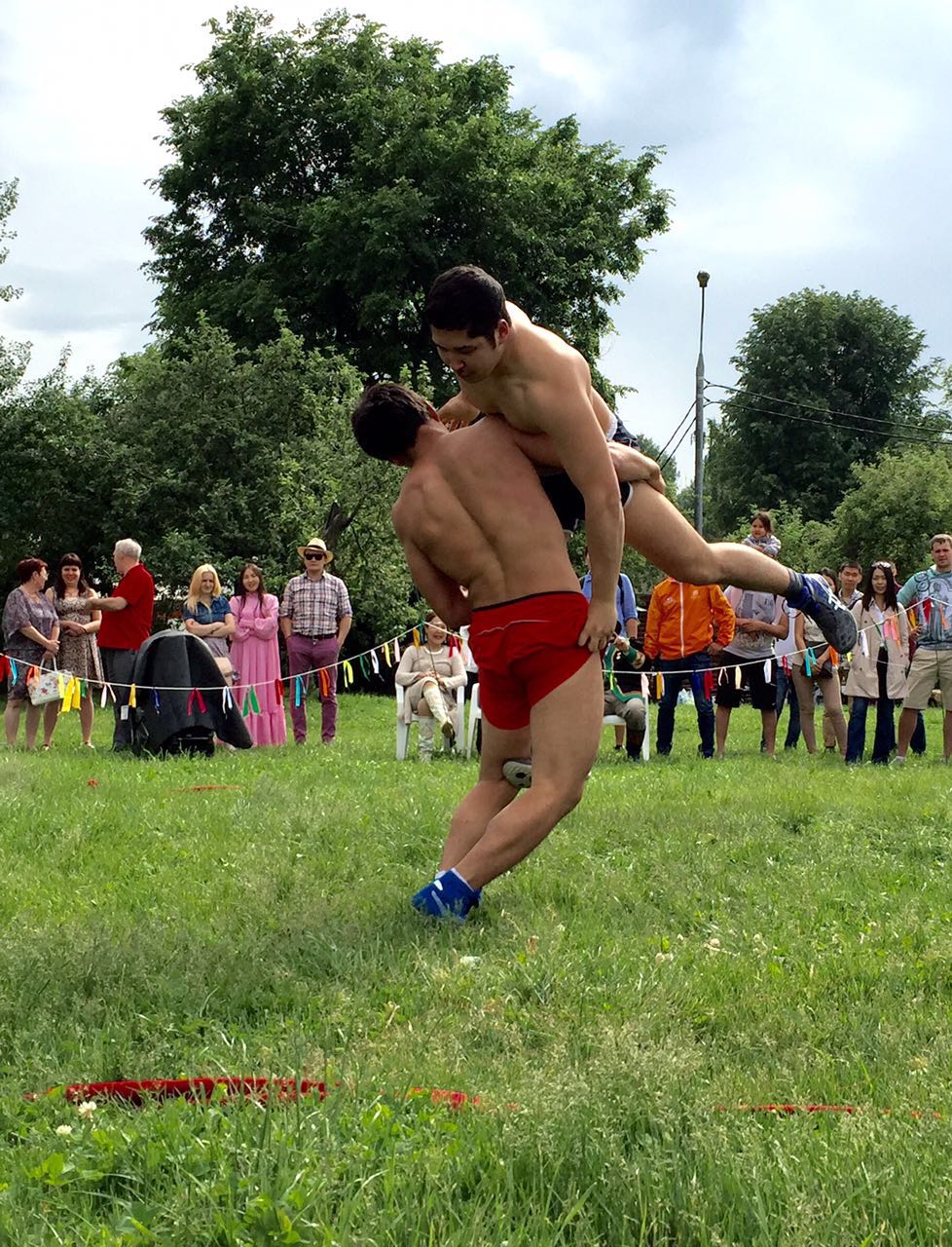 Якутский национальный праздник Ысыах отметили в Москве