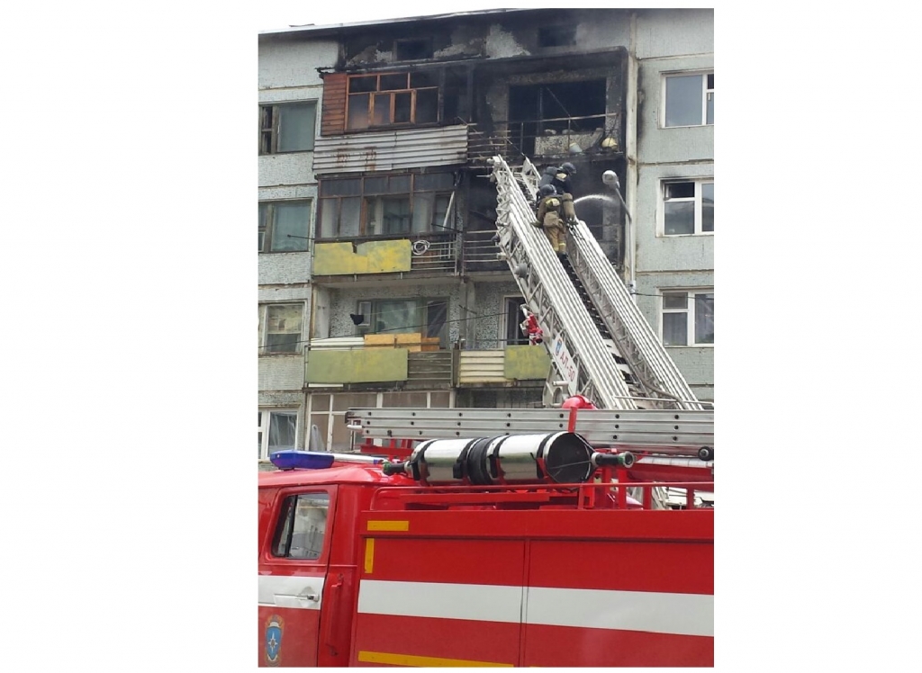 Произошел пожар в доме ул. Дзержинского в Якутске