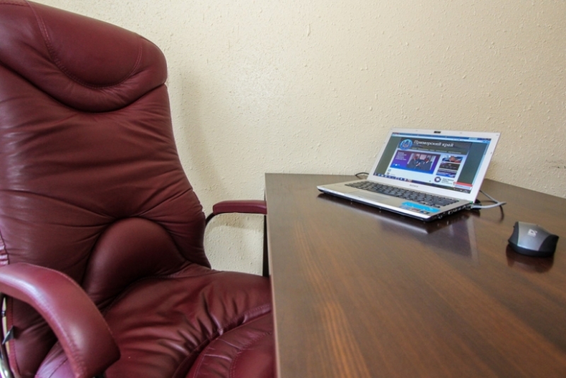 Офисными работниками видит своих детей большинство участников опроса ИА ЕАОMedia Антон Балашов