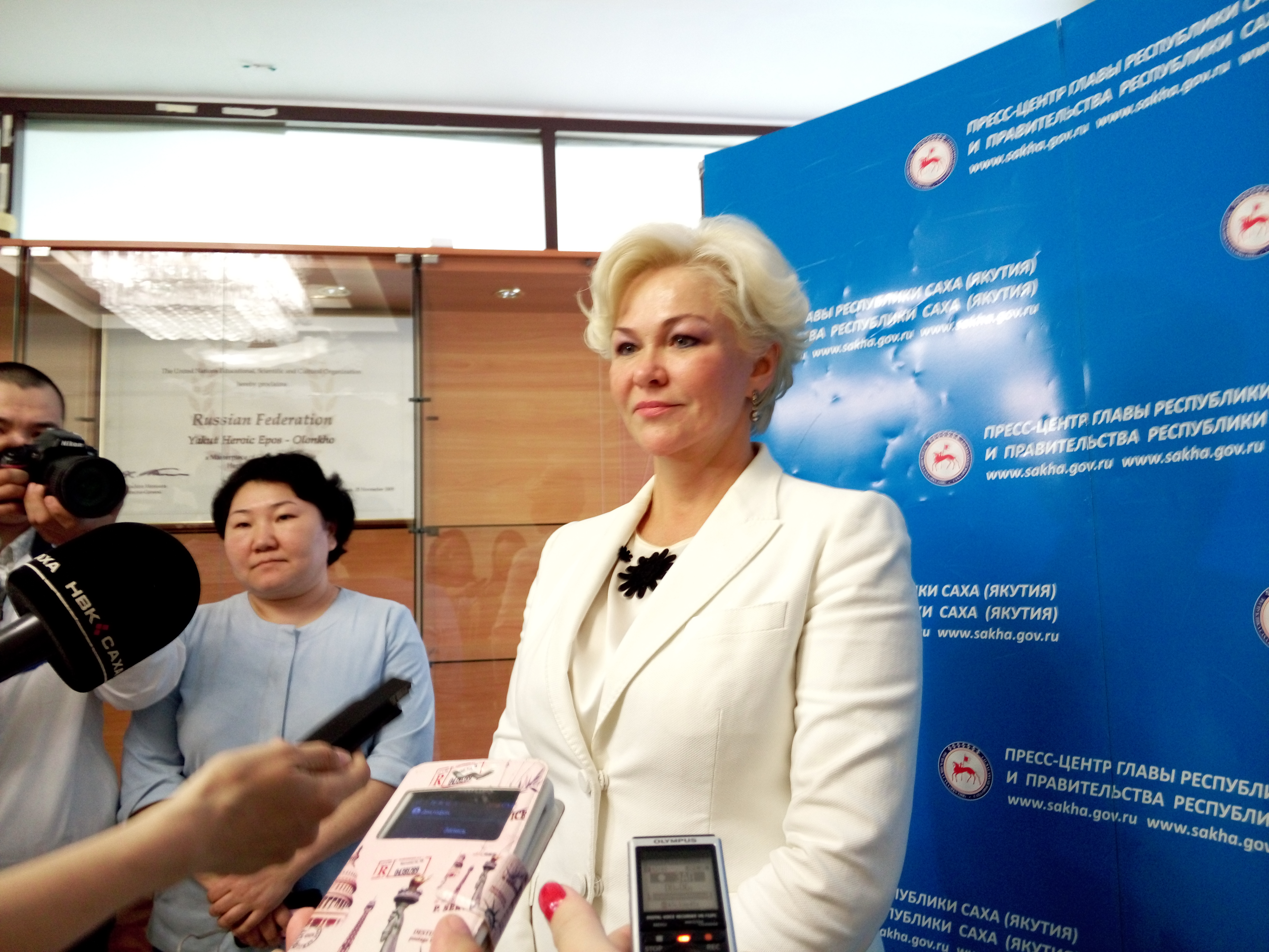 Татьяна Яковлева Нюргуяна Иванова