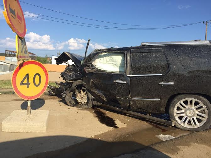 Два смертельных ДТП произошли за выходные в Якутске  WhatsApp