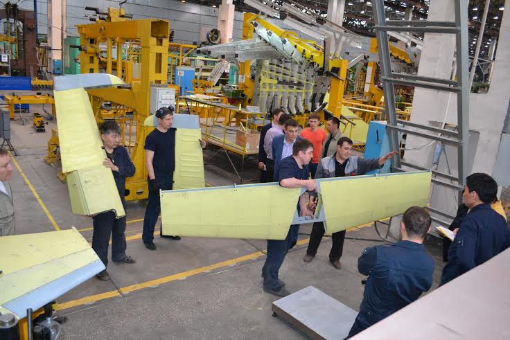 УУАЗ изготовил &quotперышки&quot для Як-152 пресс-служба УУАЗ