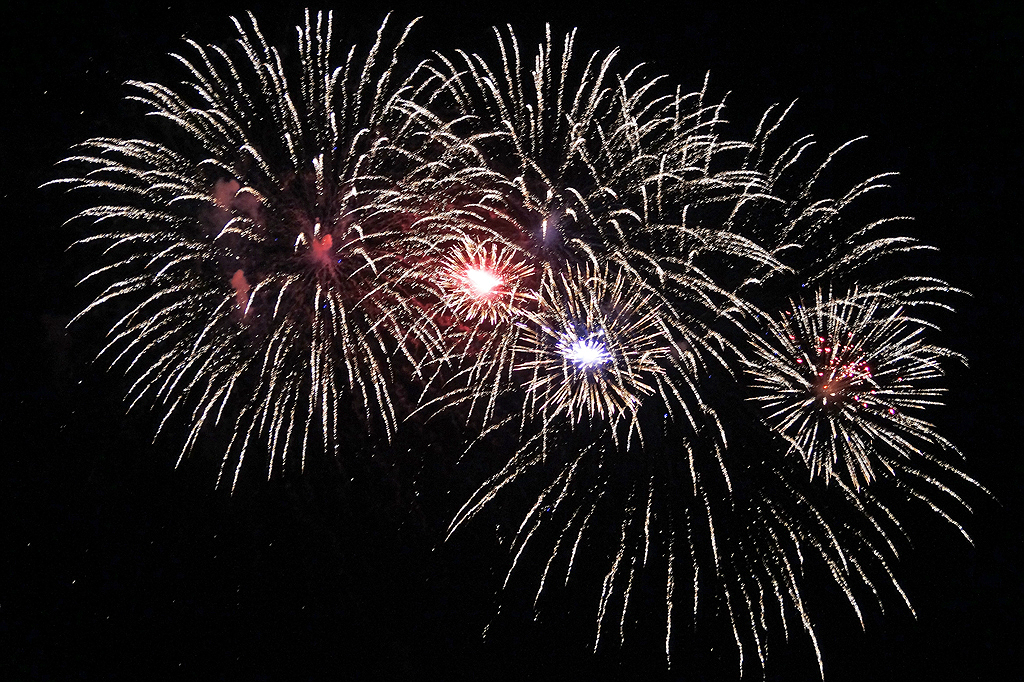 Фейерверк Владислав Костин, ИА IrkutskMedia 