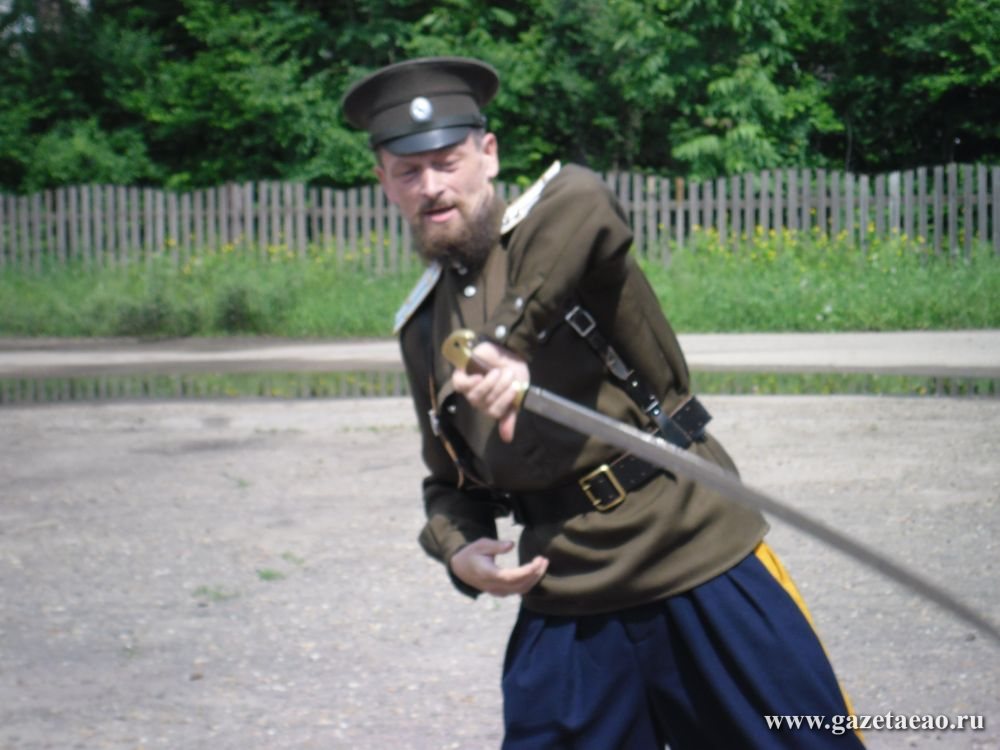 Боевые приемы с шашкой