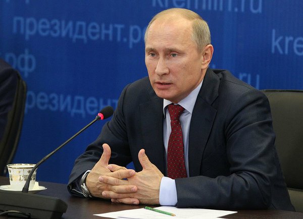Владимир Путин поручил правительству найти способ снизить ставку по ипотеке 