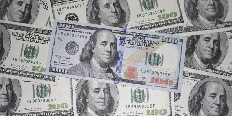 Нефть дешевеет даже без учета доллара Гречанюк Виталий, PrimaMedia