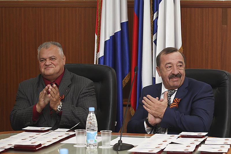 Олег Колядин и Михаил Пилипенко Пресс-служба администрации Находки