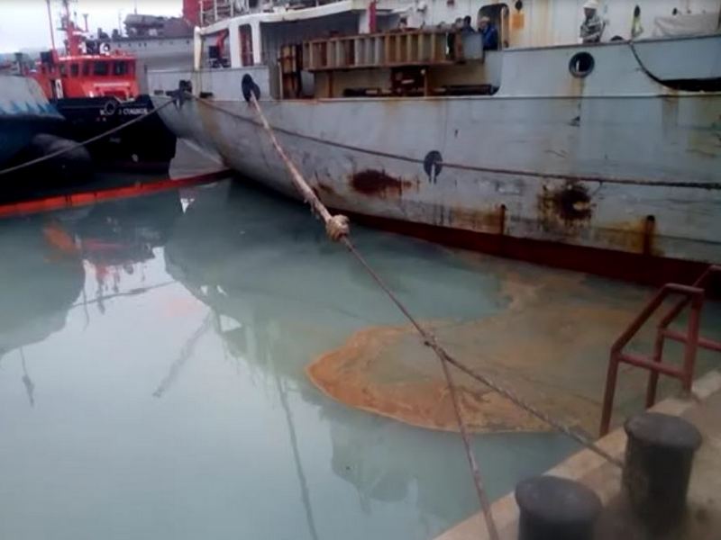 Устранение пятна солярки Морская спасательная служба Росморречфлот