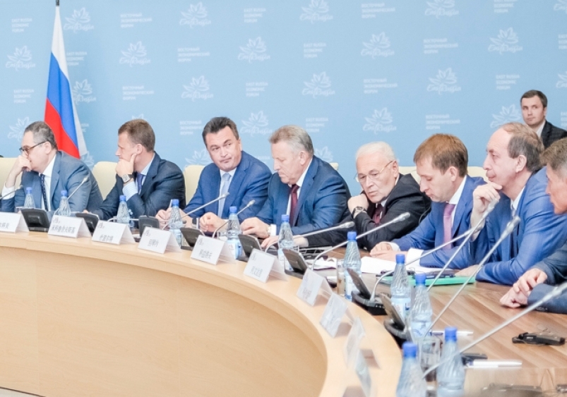 &quotЕдиная Россия&quot отмежевалась от дальневосточных губернаторов PrimaMedia