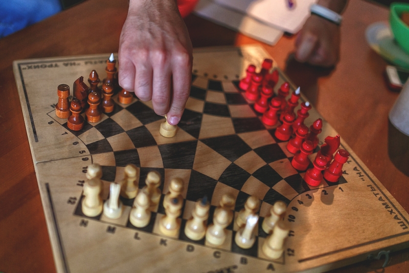 Политологи прочат единороссу из Комсомольска Павлу Симигину разное будущее Александр Хитров, ИА PrimaMedia