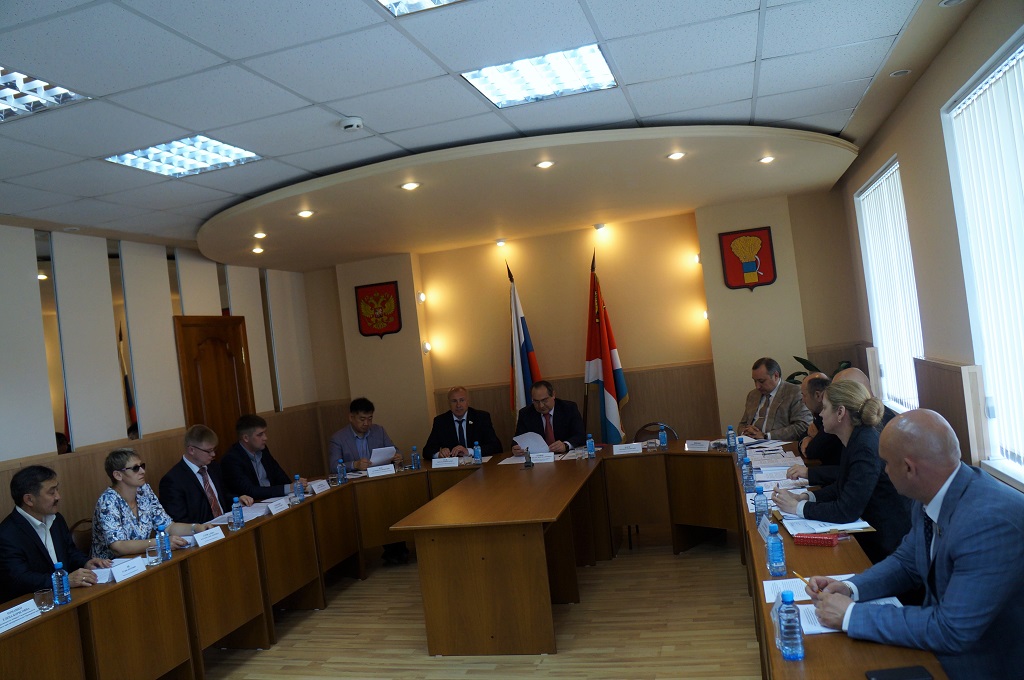 Круглый стол по вопросам перевозки пассажиров и багажа легковыми такси