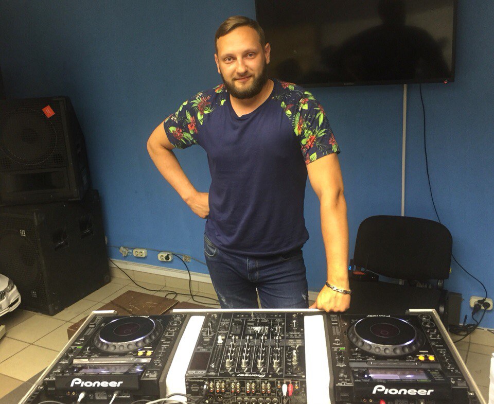 Илья Рябошапко Илья Рябошапко