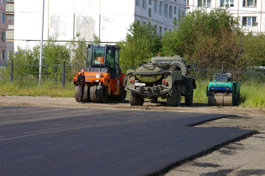 Укладка асфальта на спортобъекте