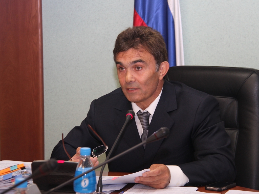 Галуст Ахоян