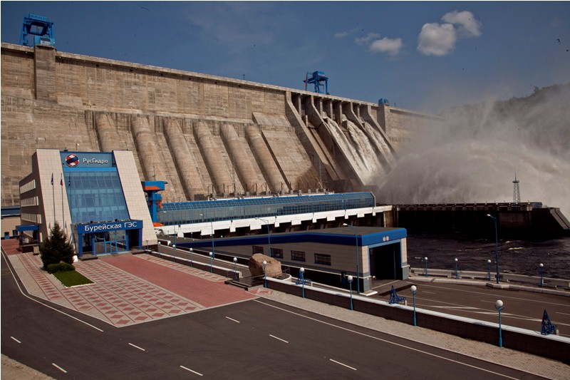 Среднесуточный расход воды через гидроузел увеличили на Бурейской ГЭС  пресс-служба русгидро 