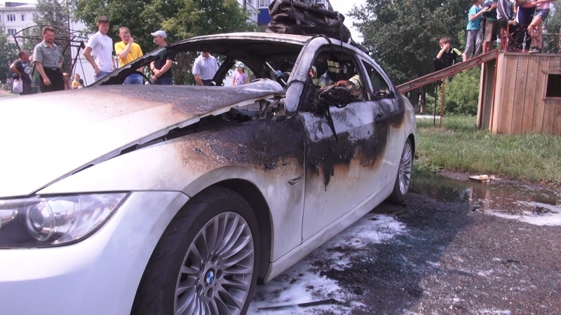 BMW депутата Думы Усолья-Сибирского подожгли в Иркутской области Пресс-служба ГУ МВД по Иркутской области