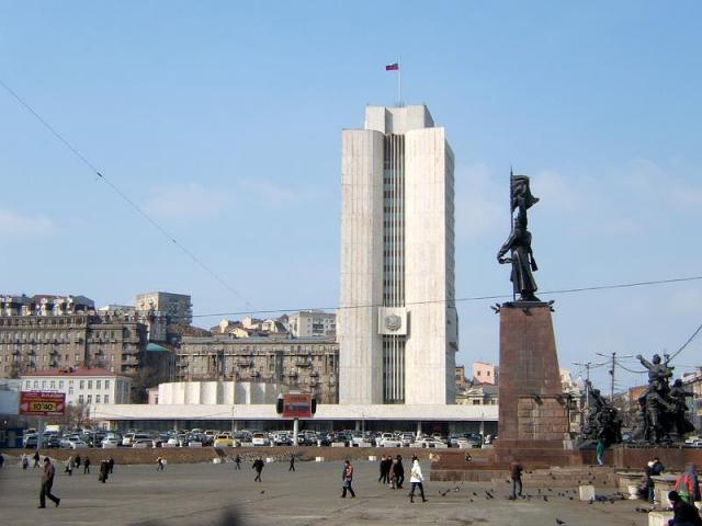 Ветви власти обсуждают налог Алексей Воронин