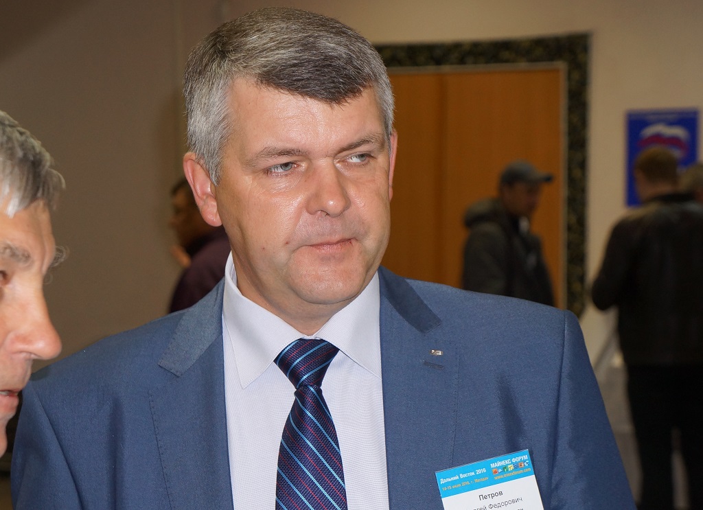 Сергей Петров