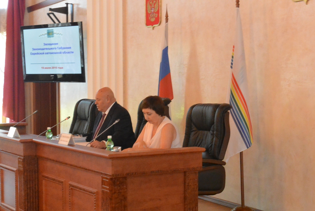 Кандидатуру Самойленко на должность омбудсмена выдвинули губернатор семь депутатов Собрания