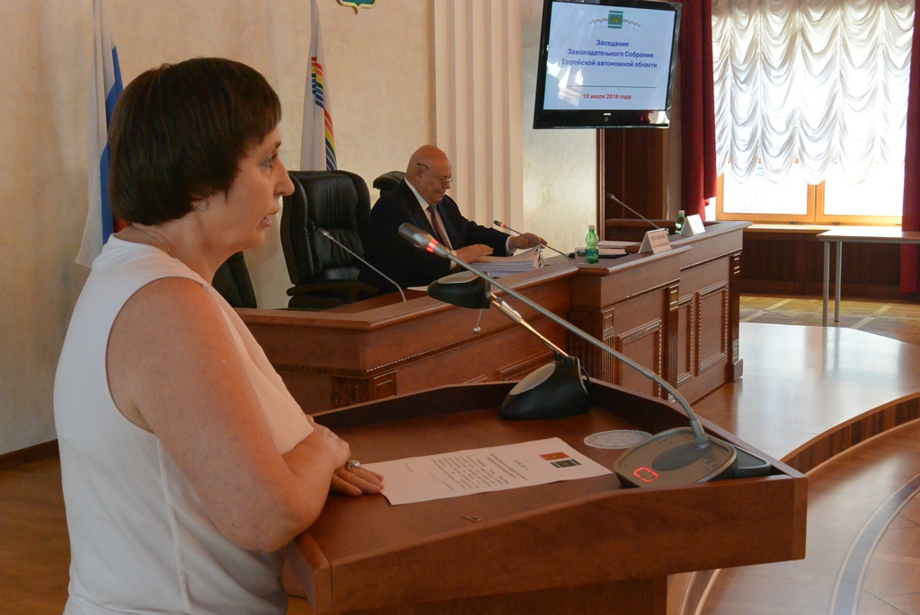 Присяга нового Уполномоченного по правам человека в ЕАО