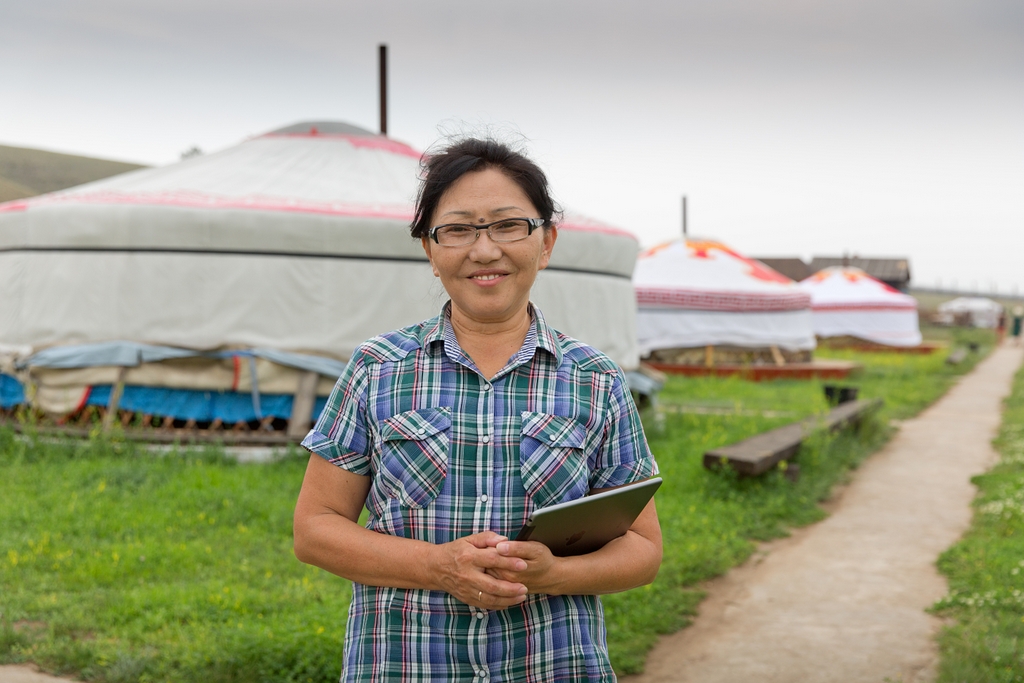 Гендиректор туристической компании &quotЖассо-тур&quot Светлана Цыбикдоржиева Александра Данилова, UlanMedia