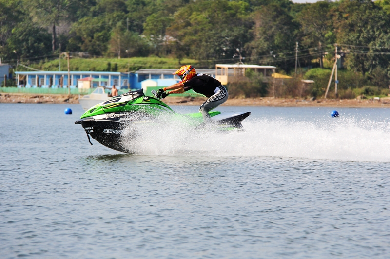 Аквабайкер РИА PrimaMedia