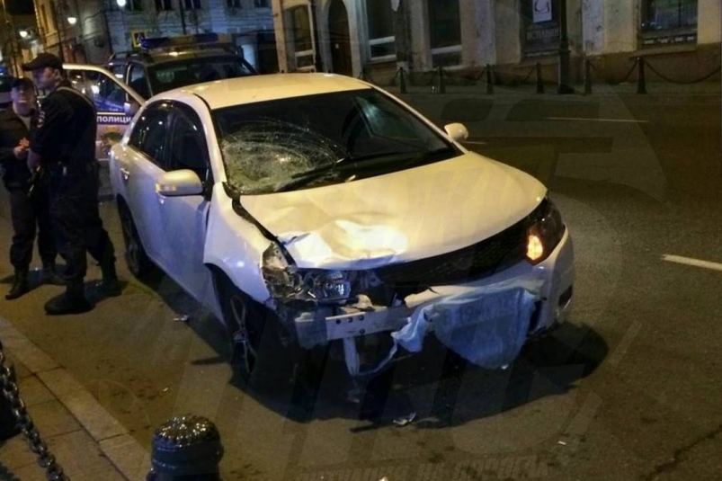 Авто девушки, сбившей пару группа dps_vl